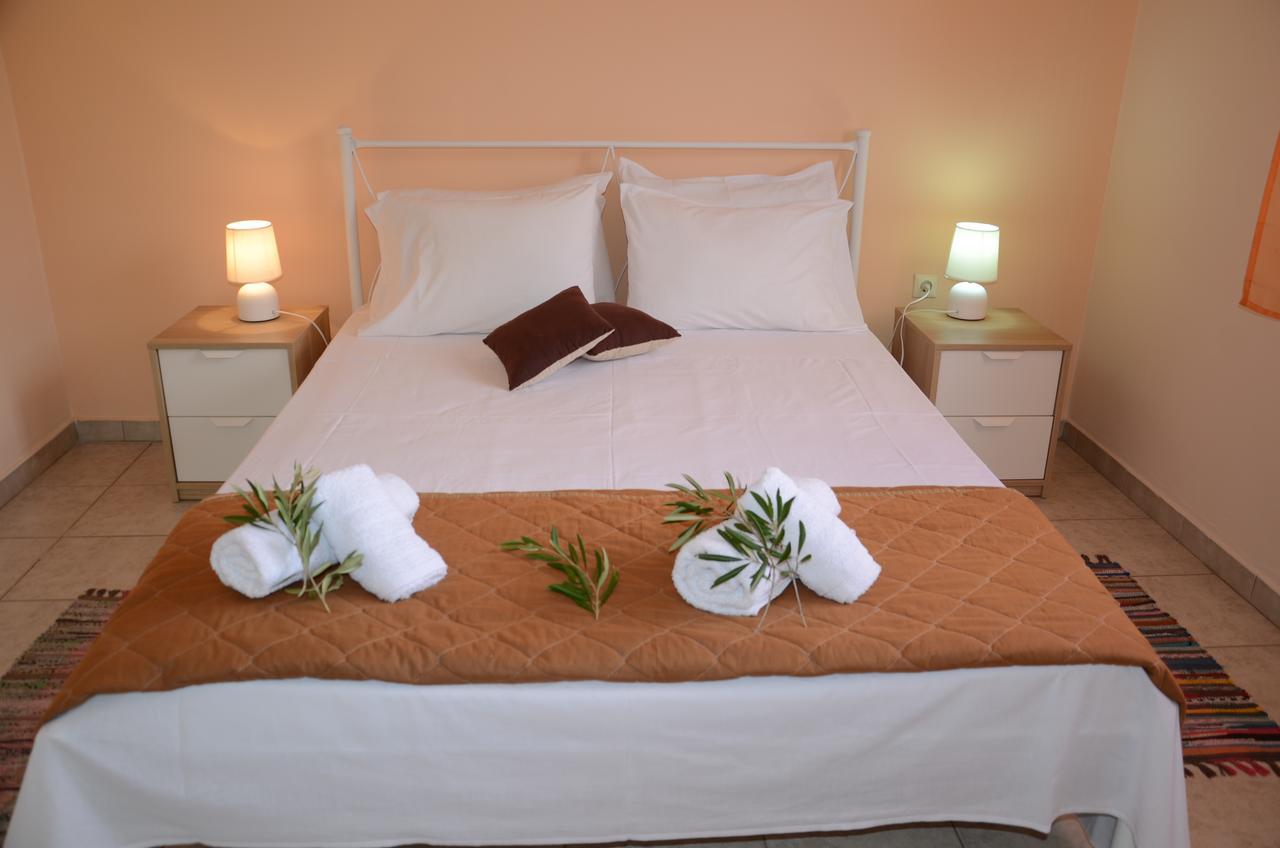 Villa Clementine Гайос Екстериор снимка