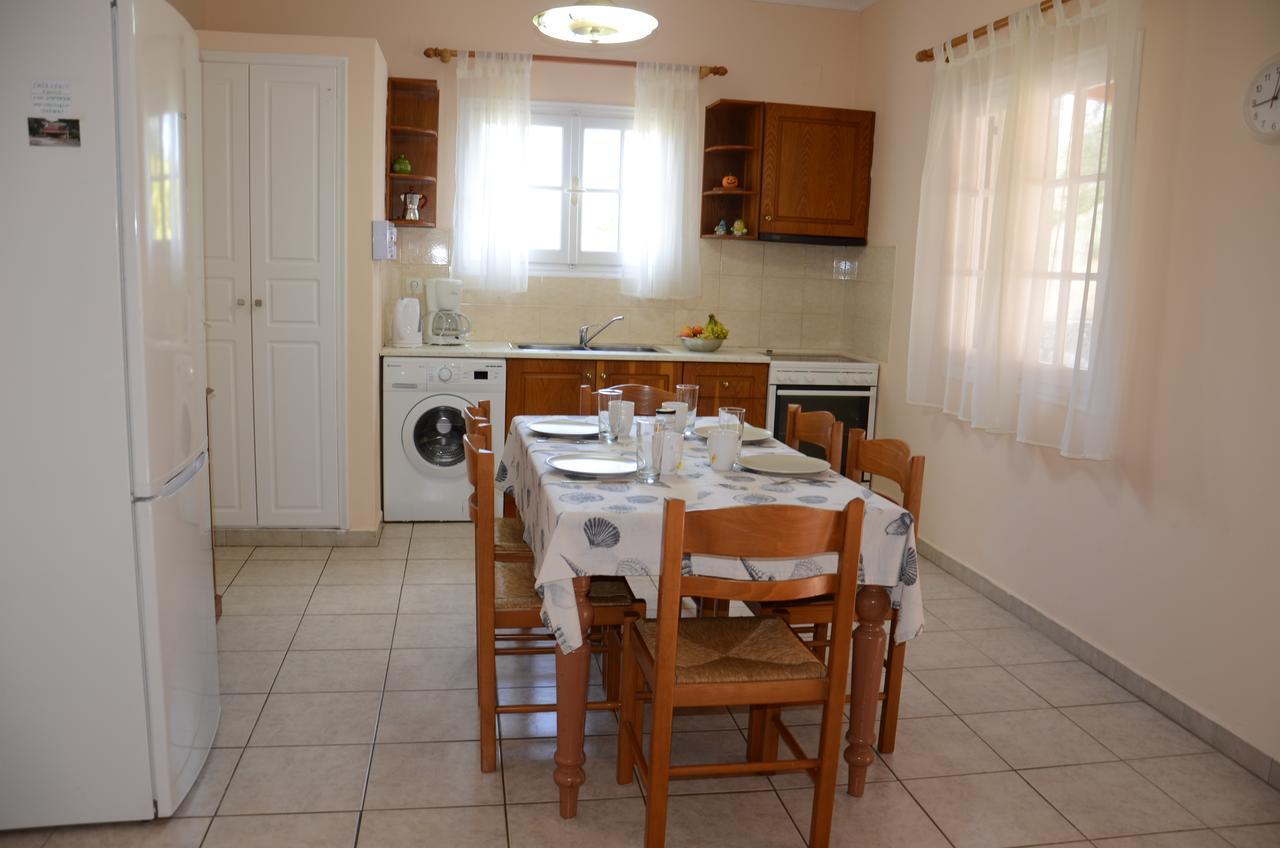 Villa Clementine Гайос Екстериор снимка
